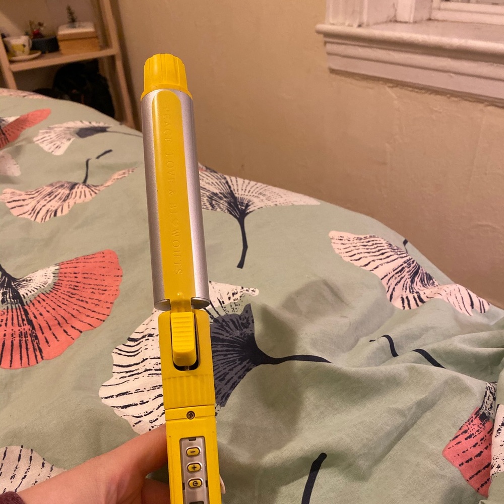 1.25 inch 3 Day Bender Curling Iron from DryBar
